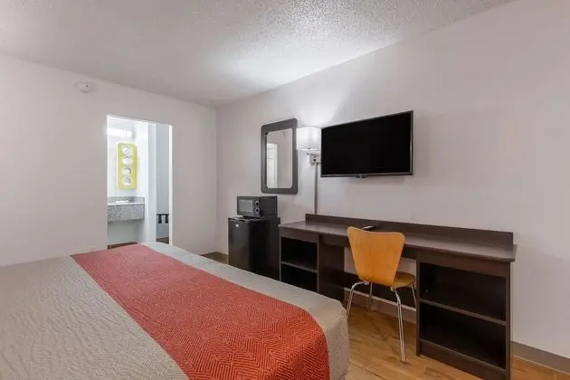 Deluxe Oda, 1 En Büyük (King) Boy Yatak, Sigara İçilmez, Buzdolabı ve Mikrodalga