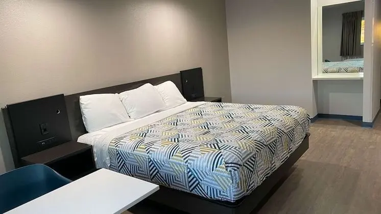 Deluxe Oda, 1 En Büyük (King) Boy Yatak, Sigara İçilmez, Buzdolabı ve Mikrodalga