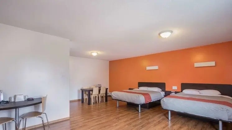 Standard Oda, 2 Çift Kişilik Yatak, Sigara İçilmez, Buzdolabı ve Mikrodalga