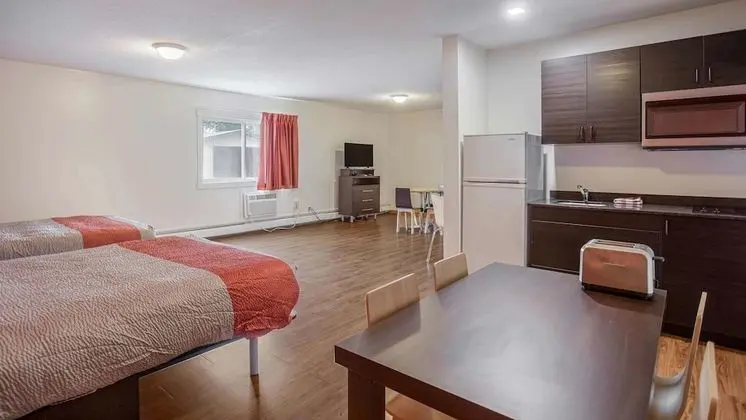 Standard Oda, 2 Çift Kişilik Yatak, Sigara İçilmez, Buzdolabı ve Mikrodalga