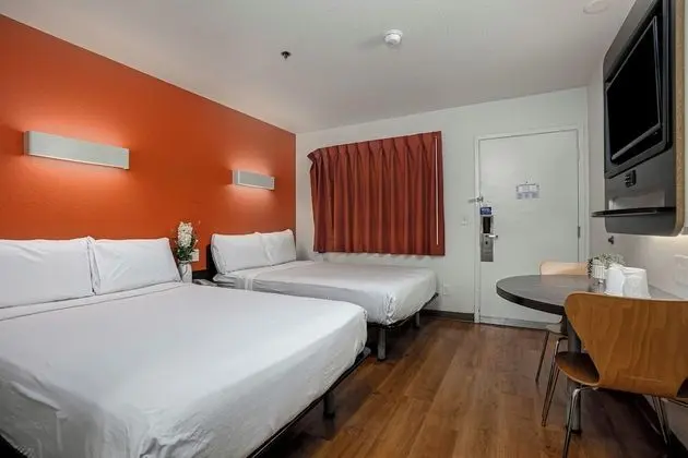 Premium Oda, 2 Çift Kişilik Yatak, Sigara İçilmez, Buzdolabı