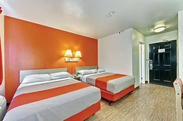 Deluxe Oda, 2 Çift Kişilik Yatak, Sigara İçilmez, Buzdolabı