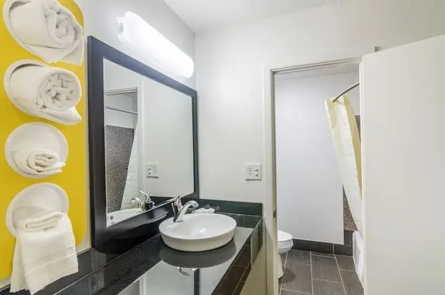 Standard Oda, 2 Çift Kişilik Yatak, Sigara İçilmez, Buzdolabı ve Mikrodalga