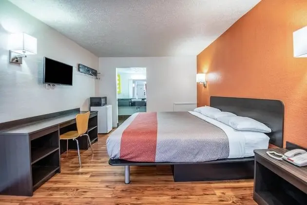 Deluxe Oda, 1 En Büyük (King) Boy Yatak, Sigara İçilmez, Buzdolabı ve Mikrodalga