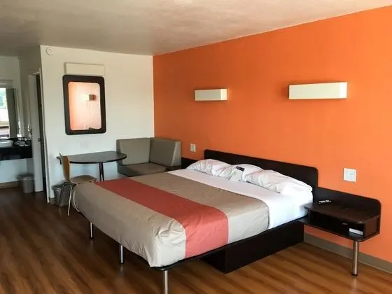 Deluxe Oda, 1 En Büyük (King) Boy Yatak, Sigara İçilmez, Buzdolabı ve Mikrodalga