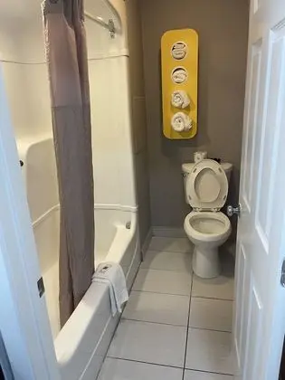 Standard Oda, 1 Büyük (Queen) Boy Yatak, Sigara İçilmez