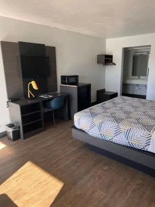 Deluxe Oda, 1 En Büyük (King) Boy Yatak, Sigara İçilmez, Buzdolabı ve Mikrodalga