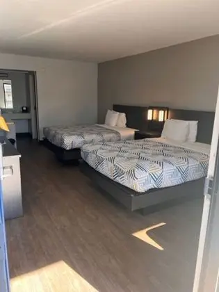 Deluxe Oda, 2 Büyük (Queen) Boy Yatak, Sigara İçilmez, Buzdolabı ve Mikrodalga