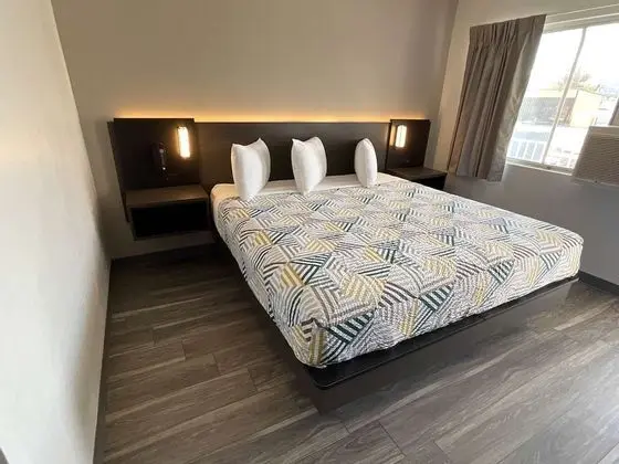 Standard Oda, 1 En Büyük (King) Boy Yatak, Sigara İçilmez