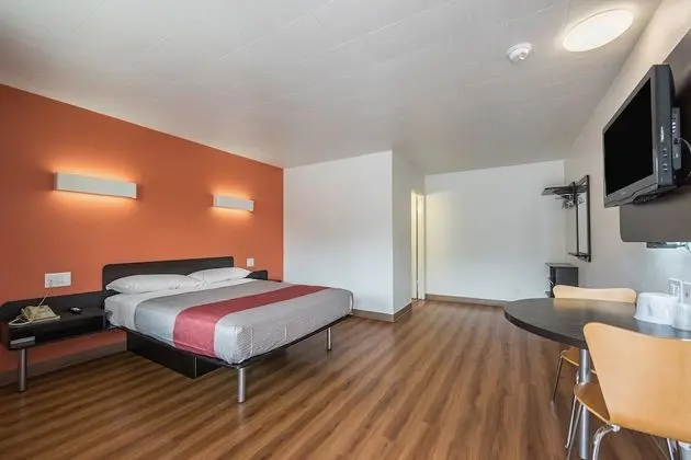 Standard Oda, 1 Büyük (Queen) Boy Yatak, Sigara İçilmez