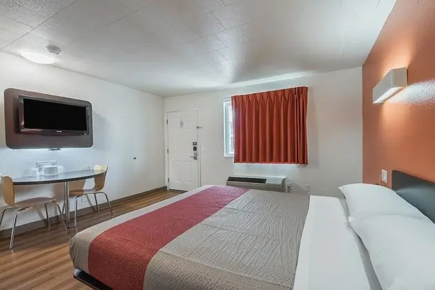 Standard Oda, 1 Büyük (Queen) Boy Yatak, Sigara İçilmez