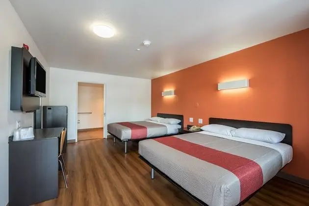 Standard Oda, 1 Büyük (Queen) Boy Yatak, Sigara İçilmez