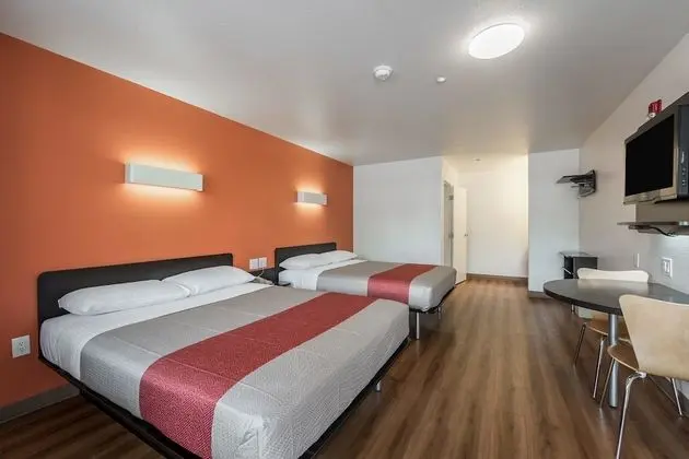 Standard Oda, 2 Büyük (Queen) Boy Yatak, Sigara İçilmez