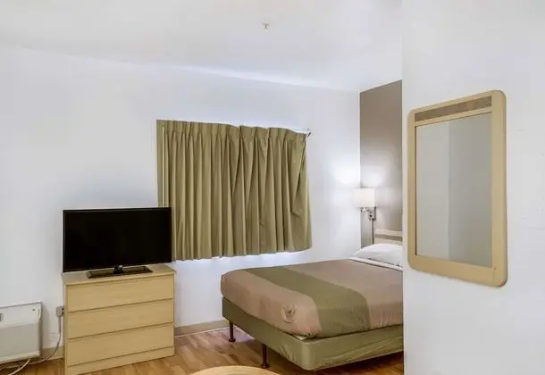 Deluxe Tek Kişilik Oda, 1 Büyük (Queen) Boy Yatak, Sigara İçilmez, Küçük Mutfak