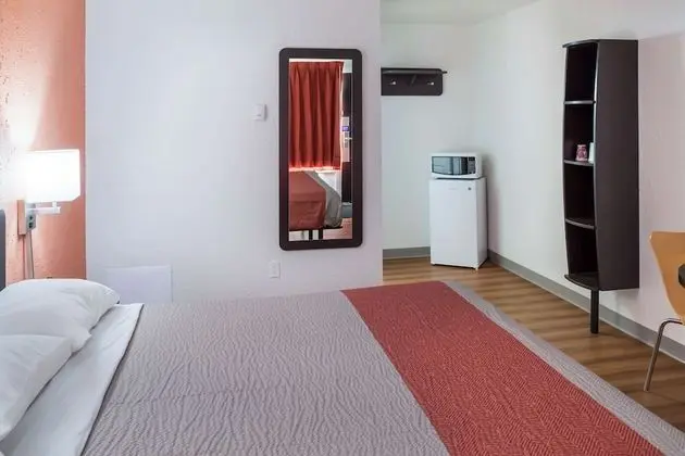 Deluxe Oda, 1 En Büyük (King) Boy Yatak, Sigara İçilmez, Buzdolabı ve Mikrodalga