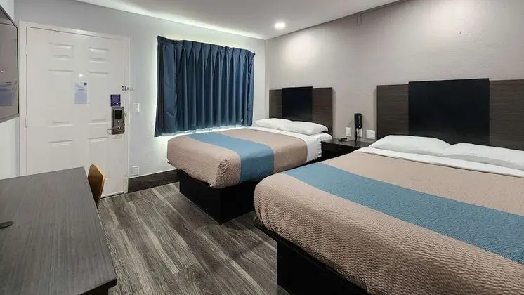 Standard Oda, 2 Çift Kişilik Yatak, Sigara İçilmez