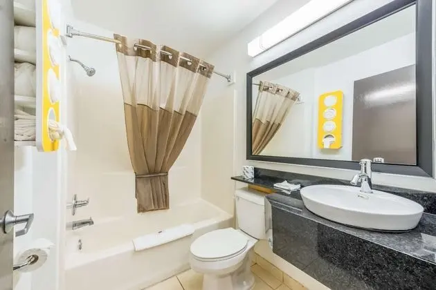 Standard Oda, 1 Büyük (Queen) Boy Yatak, Sigara İçilmez