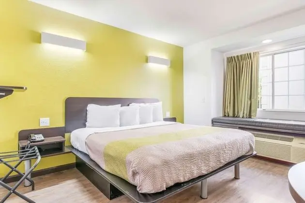 Standard Oda, 1 En Büyük (King) Boy Yatak, Engellilere Uygun, Sigara İçilmez