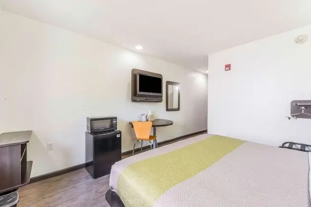 Standard Oda, 1 En Büyük (King) Boy Yatak, Engellilere Uygun, Sigara İçilmez