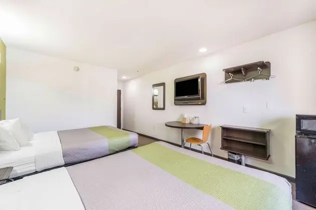 Standard Oda, 2 Büyük (Queen) Boy Yatak, Sigara İçilmez