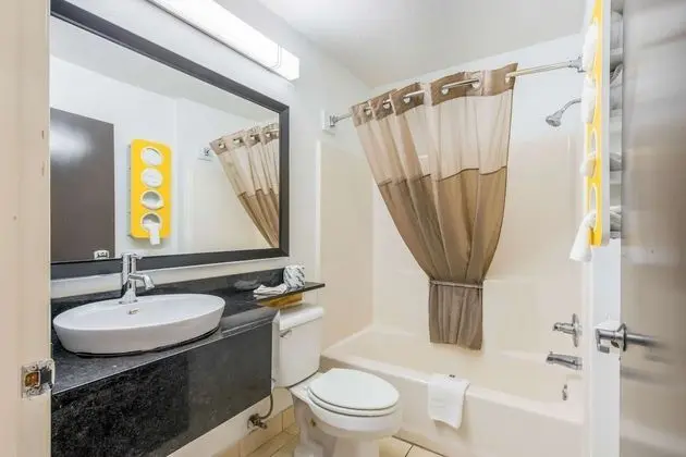 Standard Oda, 2 Büyük (Queen) Boy Yatak, Sigara İçilmez