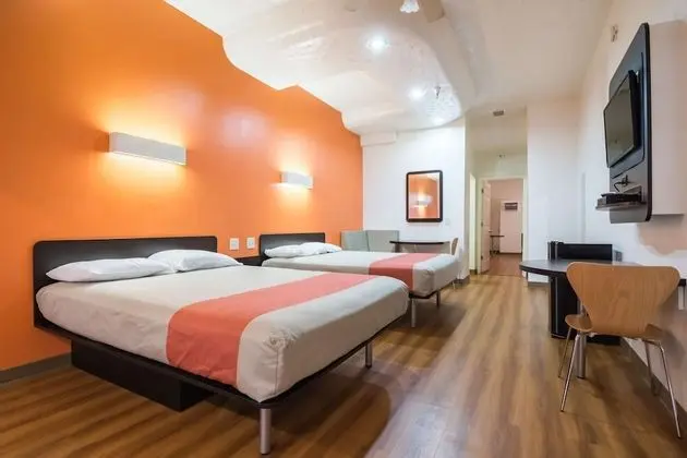 Standard Oda, 2 Büyük (Queen) Boy Yatak, Sigara İçilmez