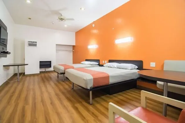 Standard Oda, 2 Büyük (Queen) Boy Yatak, Sigara İçilmez