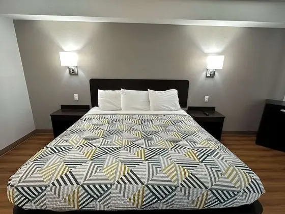 Standard Oda, 1 En Büyük (King) Boy Yatak, Engellilere Uygun, Sigara İçilmez