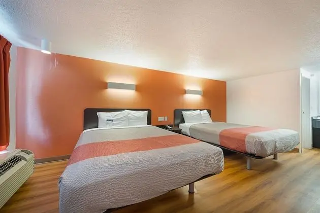 Standard Oda, 2 Büyük (Queen) Boy Yatak, Sigara İçilmez