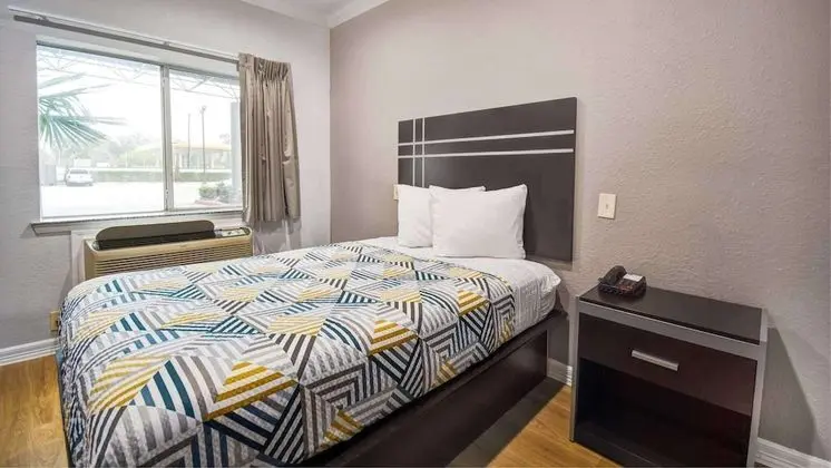 Standard Oda, 1 Çift Kişilik Yatak, Engellilere Uygun, Sigara İçilmez