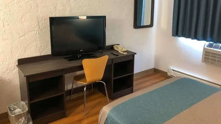 Standard Oda, 1 Çift Kişilik Yatak, Engellilere Uygun, Sigara İçilmez
