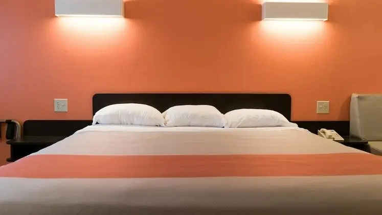 Standard Oda, 1 En Büyük (King) Boy Yatak, Sigara İçilmez