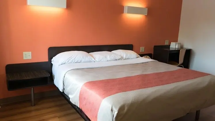 Standard Oda, 1 En Büyük (King) Boy Yatak, Sigara İçilmez