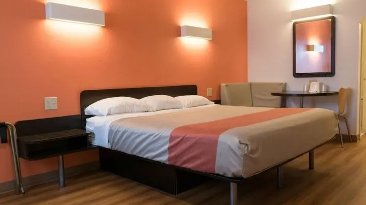 Standard Oda, 1 En Büyük (King) Boy Yatak, Sigara İçilmez