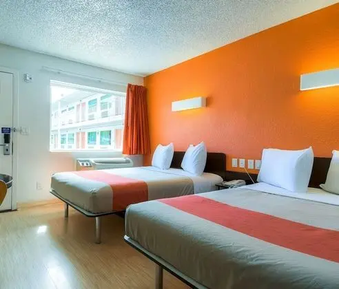 Premium Oda, 2 Çift Kişilik Yatak, Sigara İçilmez, Buzdolabı