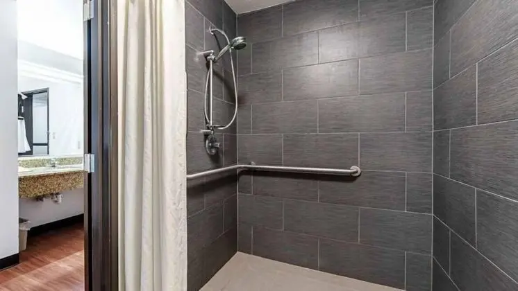Standard Oda, 1 Çift Kişilik Yatak, Engellilere Uygun, Sigara İçilmez