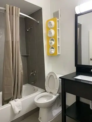 Standard Oda, 1 En Büyük (King) Boy Yatak, Sigara İçilmez
