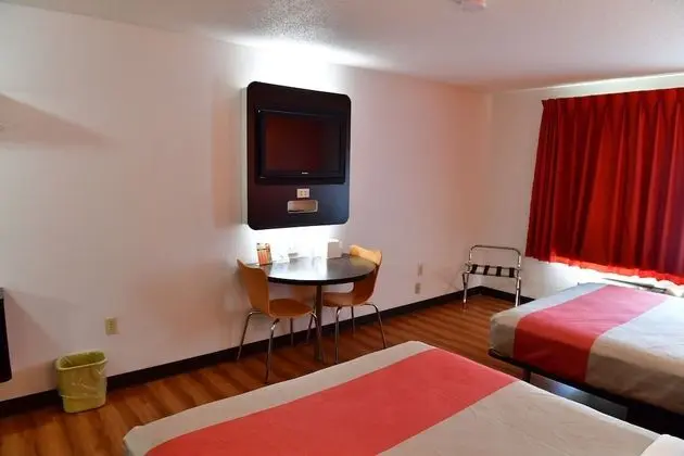 Standard Oda, 2 Büyük (Queen) Boy Yatak, Sigara İçilmez