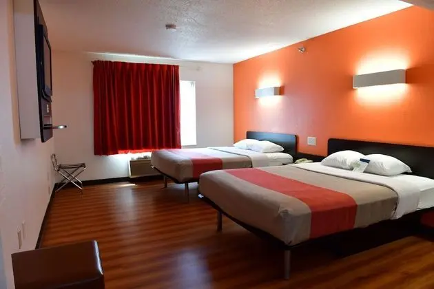 Standard Oda, 2 Büyük (Queen) Boy Yatak, Sigara İçilmez