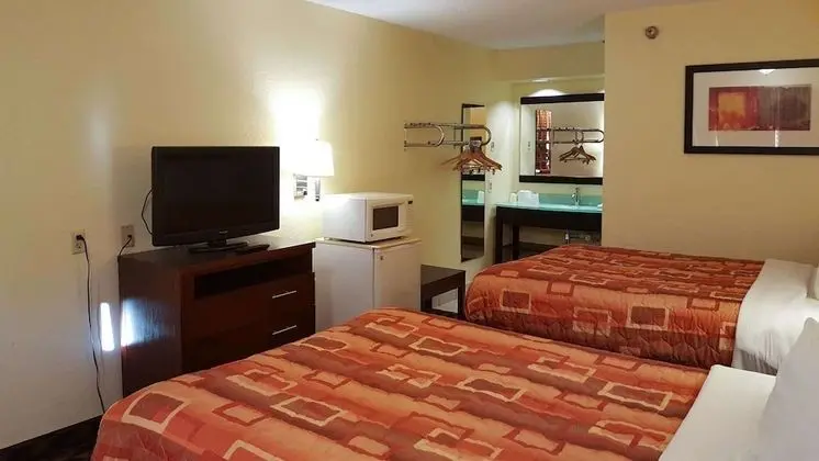 Deluxe Oda, 2 Çift Kişilik Yatak, Sigara İçilmez, Buzdolabı ve Mikrodalga