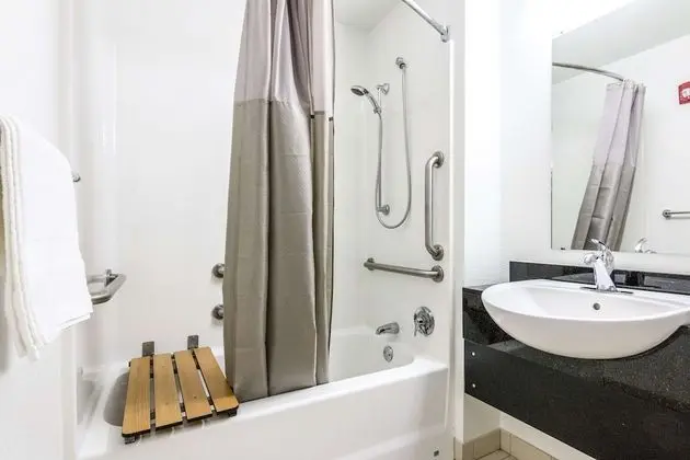 Standard Oda, 1 Çift Kişilik Yatak, Engellilere Uygun, Sigara İçilmez