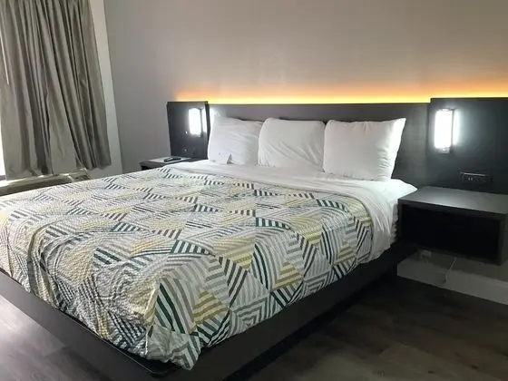 Standard Oda, 1 En Büyük (King) Boy Yatak, Sigara İçilebilir
