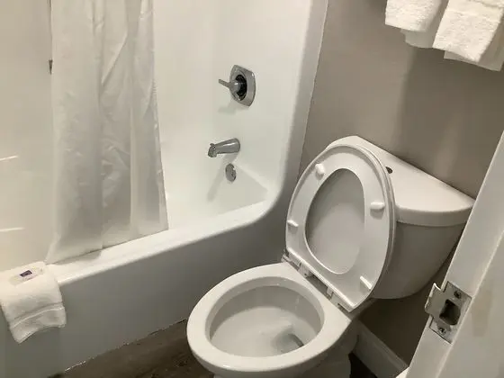 Standard Oda, 1 En Büyük (King) Boy Yatak, Sigara İçilebilir