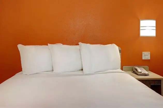 Standard Oda, 1 Büyük (Queen) Boy Yatak, Sigara İçilmez