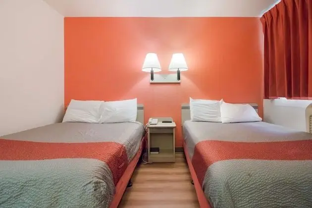 Standard Oda, 2 Çift Kişilik Yatak, Sigara İçilmez, Buzdolabı ve Mikrodalga