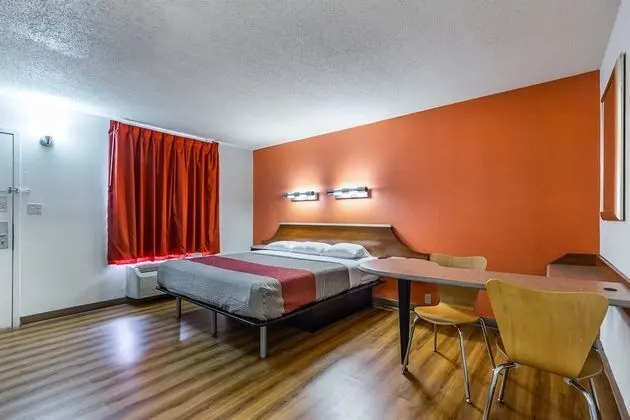 Deluxe Oda, 1 Çift Kişilik Yatak, Sigara İçilmez, Buzdolabı ve Mikrodalga