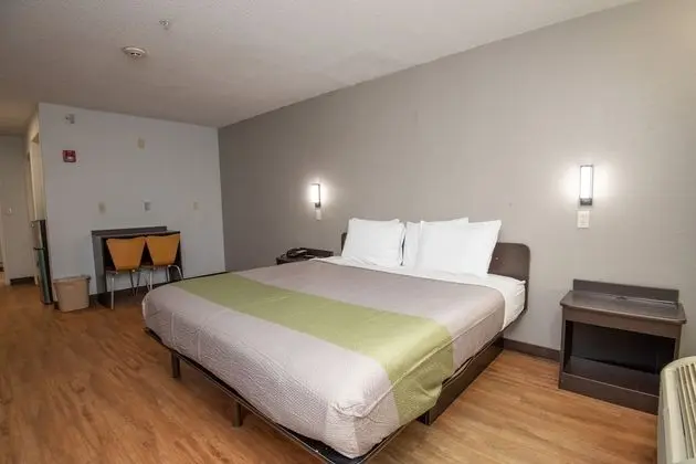 Deluxe Oda, 1 En Büyük (King) Boy Yatak, Engellilere Uygun, Sigara İçilmez