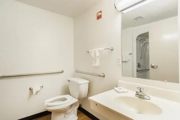 Standard Oda, 1 Büyük (Queen) Boy Yatak, Engellilere Uygun, Sigara İçilmez