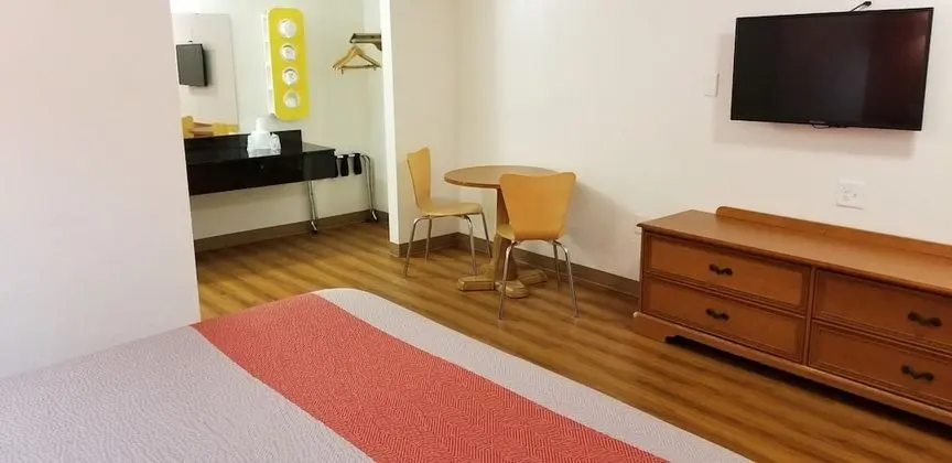Süit, 1 En Büyük (King) Boy Yatak, Sigara İçilmez