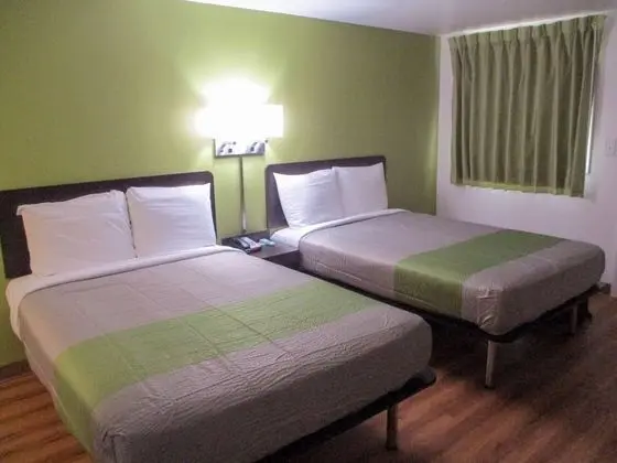 Deluxe Oda, 2 Çift Kişilik Yatak, Sigara İçilmez, Buzdolabı ve Mikrodalga